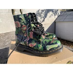Dr Martens Women’s Size 6 Floral Sinclair Boots New With Box